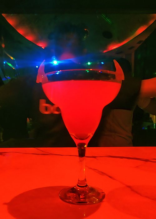 tragos swingers